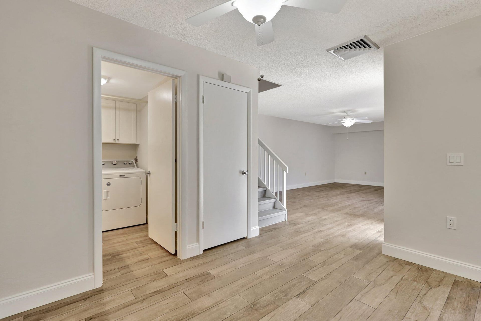 Residence photo 8