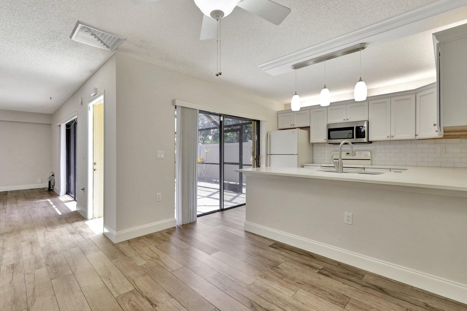 Residence photo 9