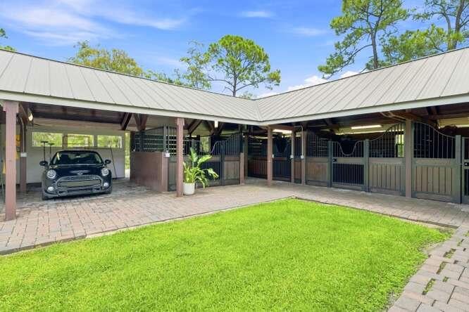 Paddock Park 2 Residence photo 11