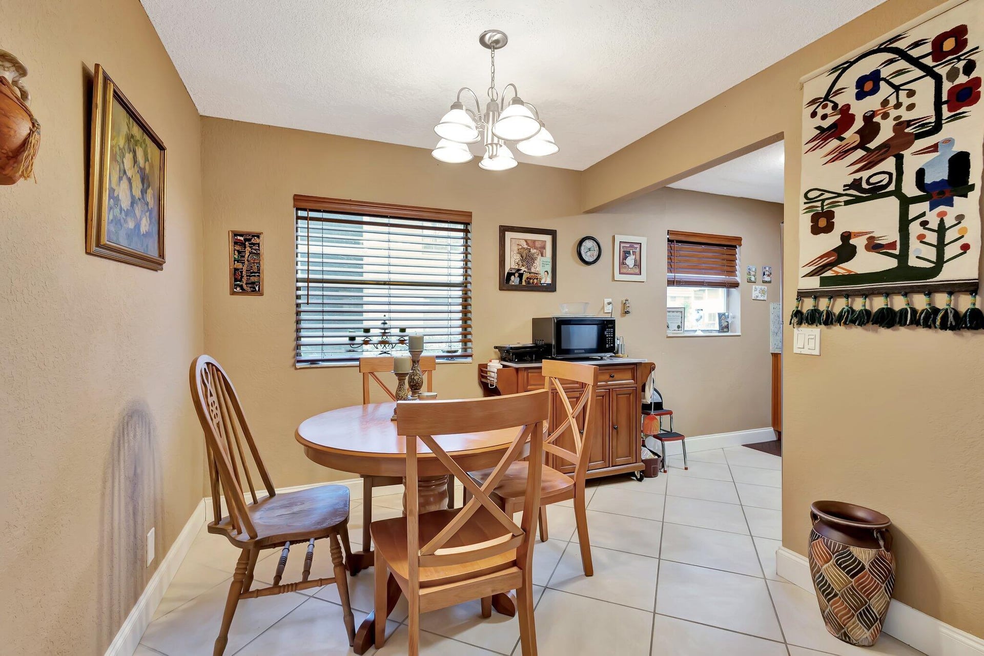  Residence photo 4