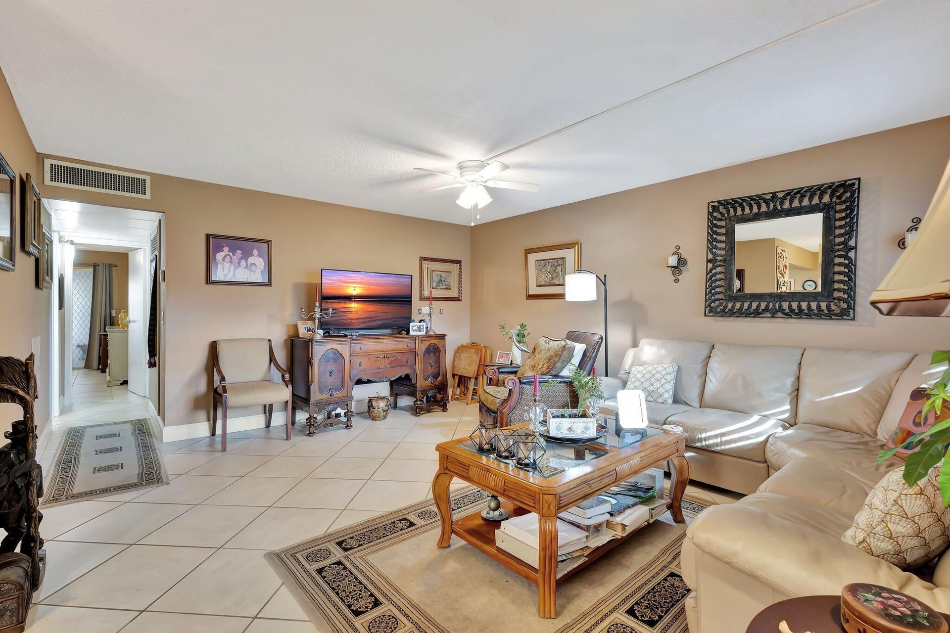  Residence photo 6
