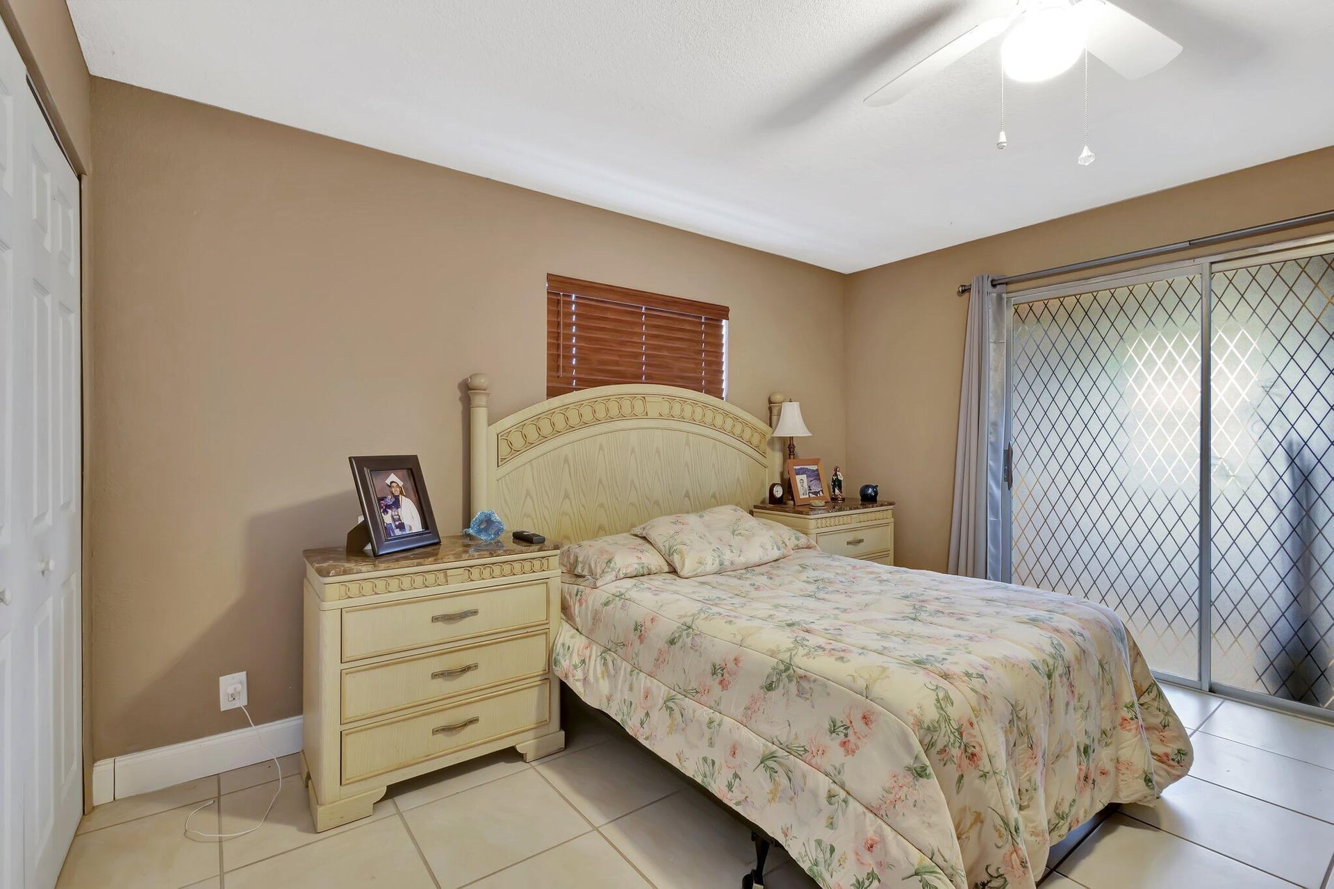  Residence photo 15