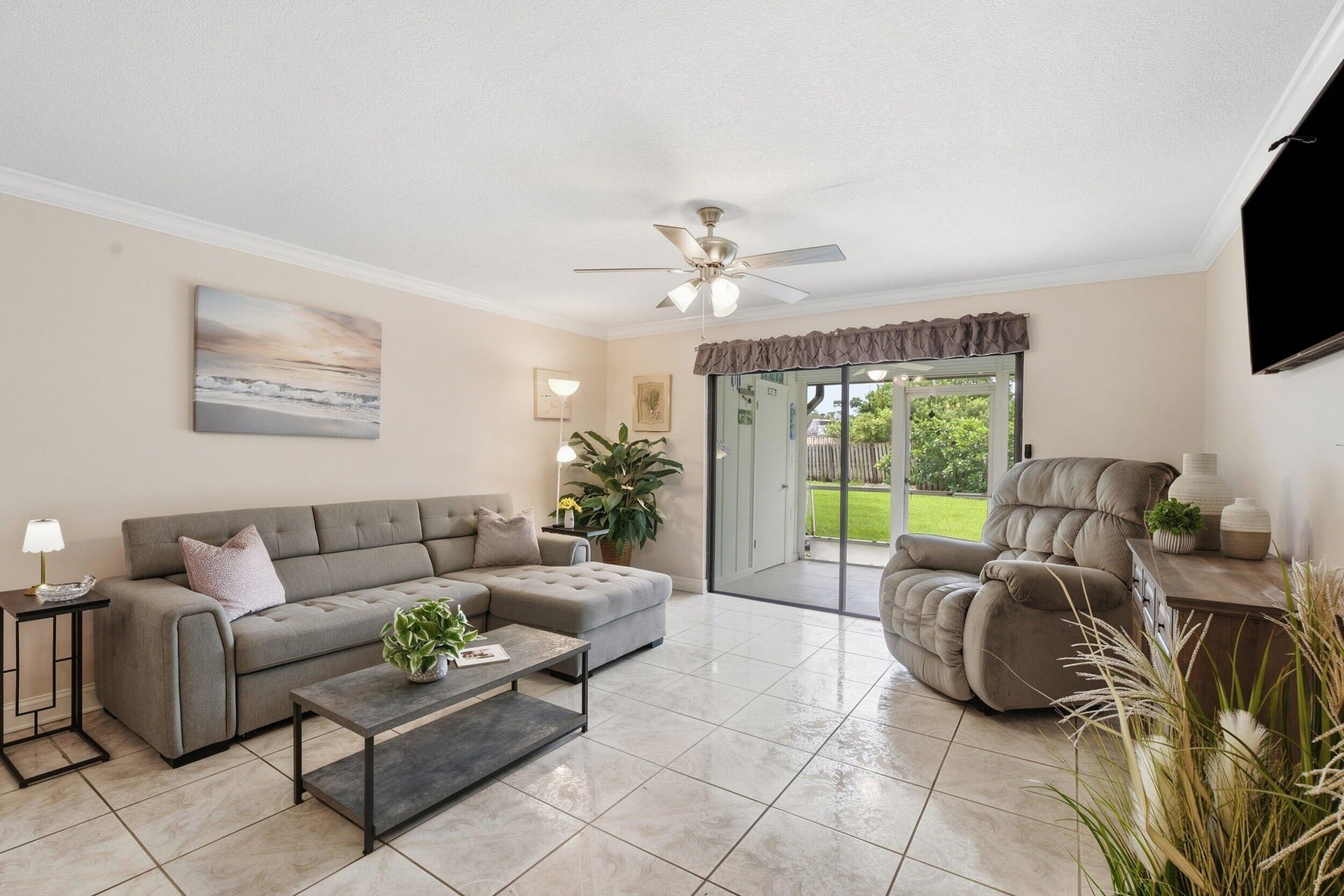 Residence photo 8