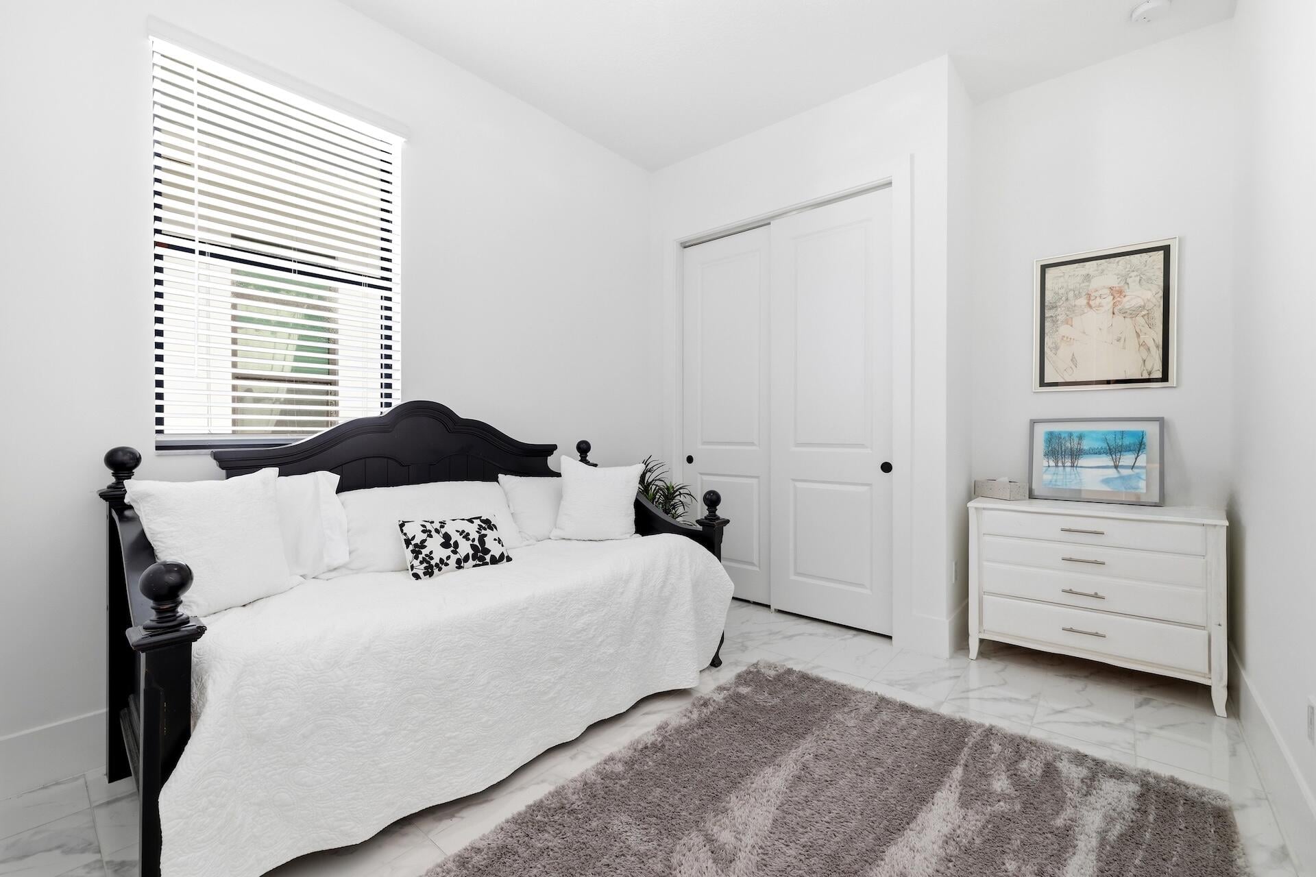 Residence photo 19
