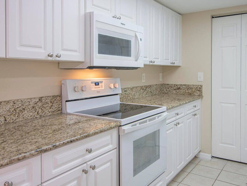  Unit 109 photo 12