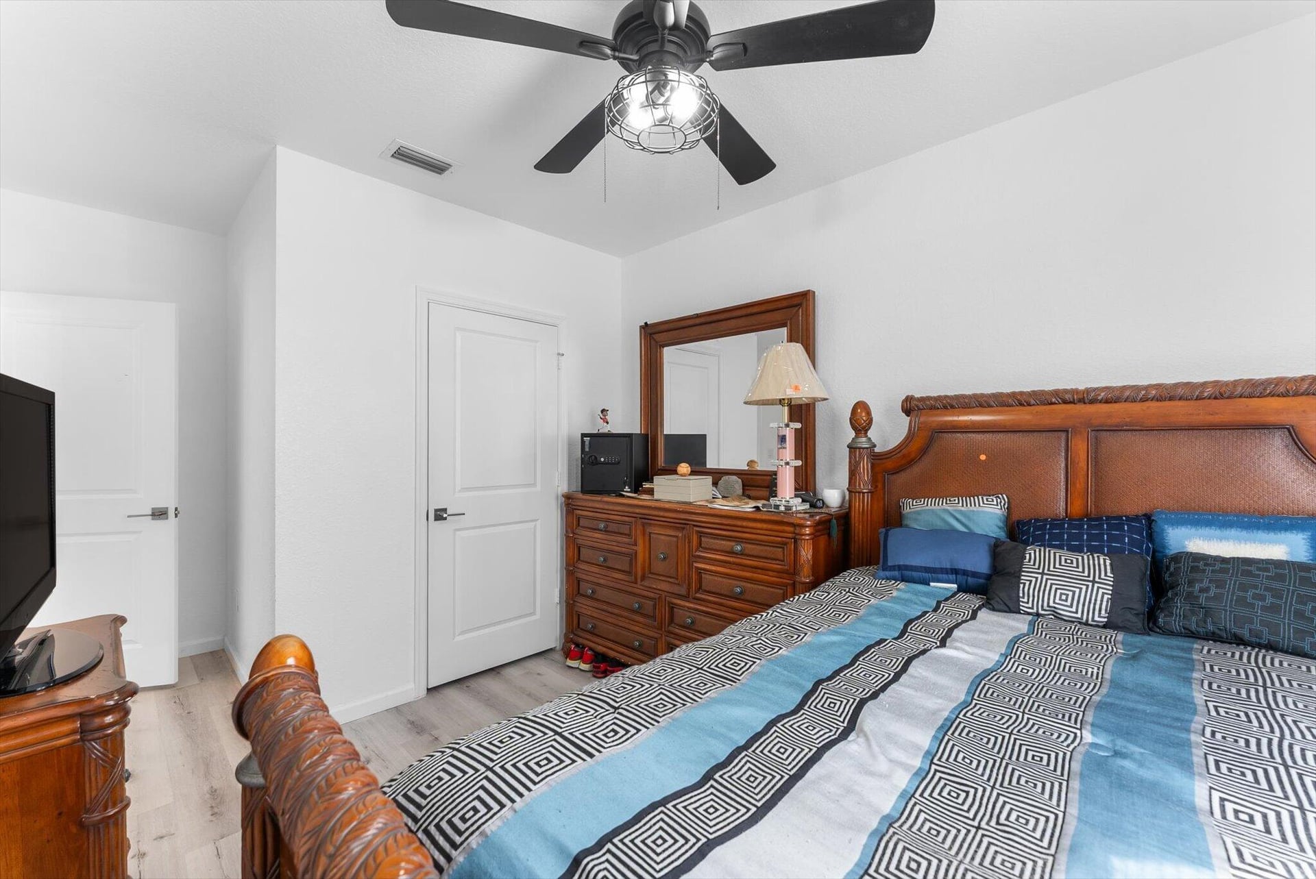 Residence photo 19