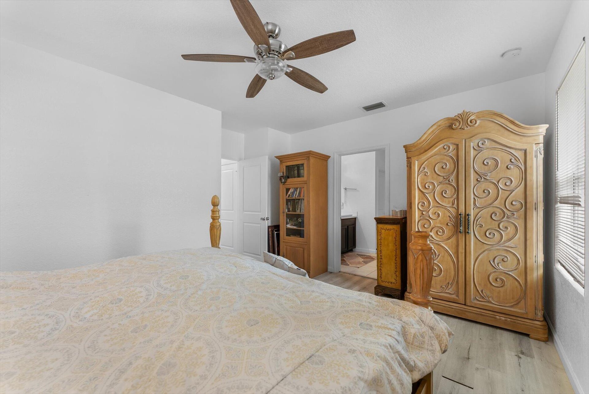 Residence photo 26