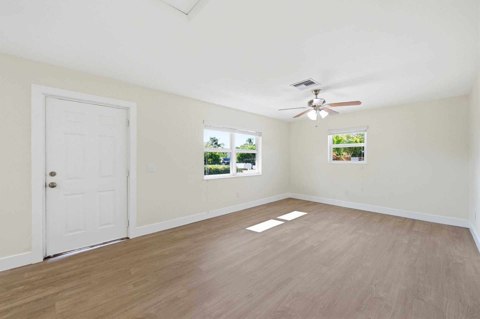  Residence photo 11