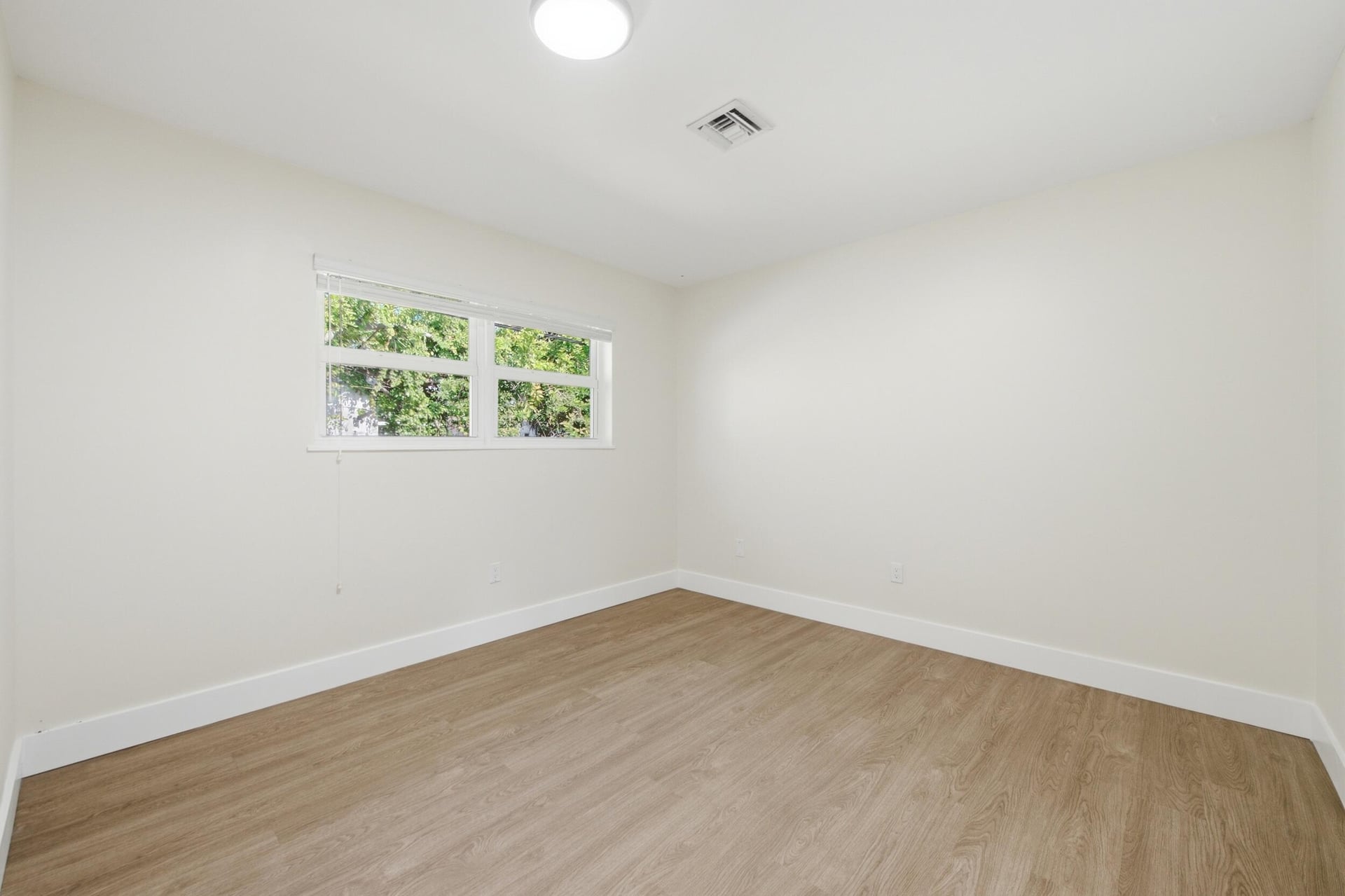  Residence photo 19
