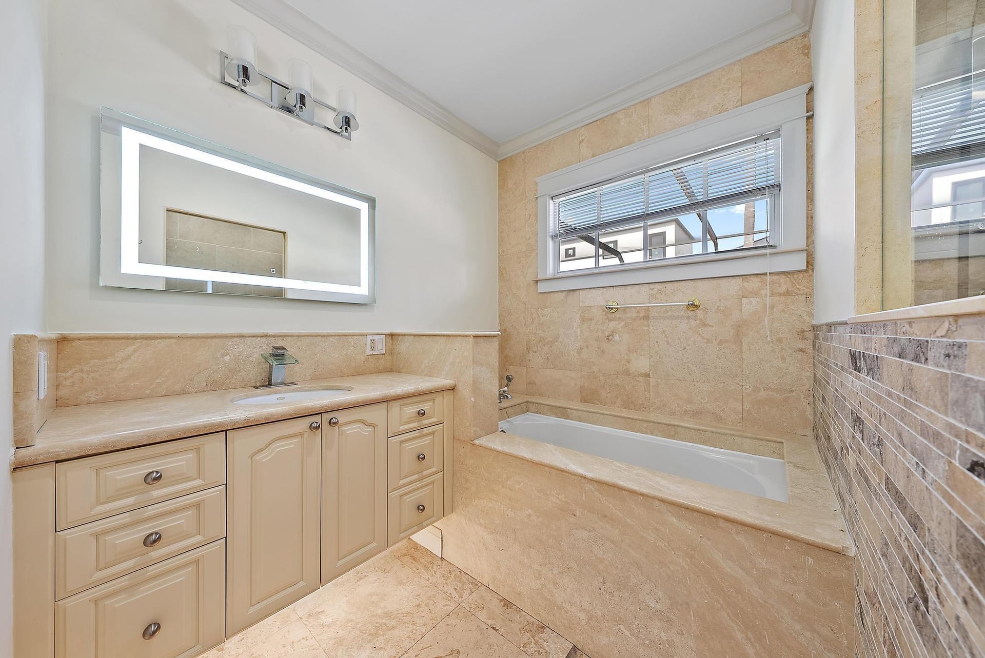 Downtown West Palm Beach Residence photo 20
