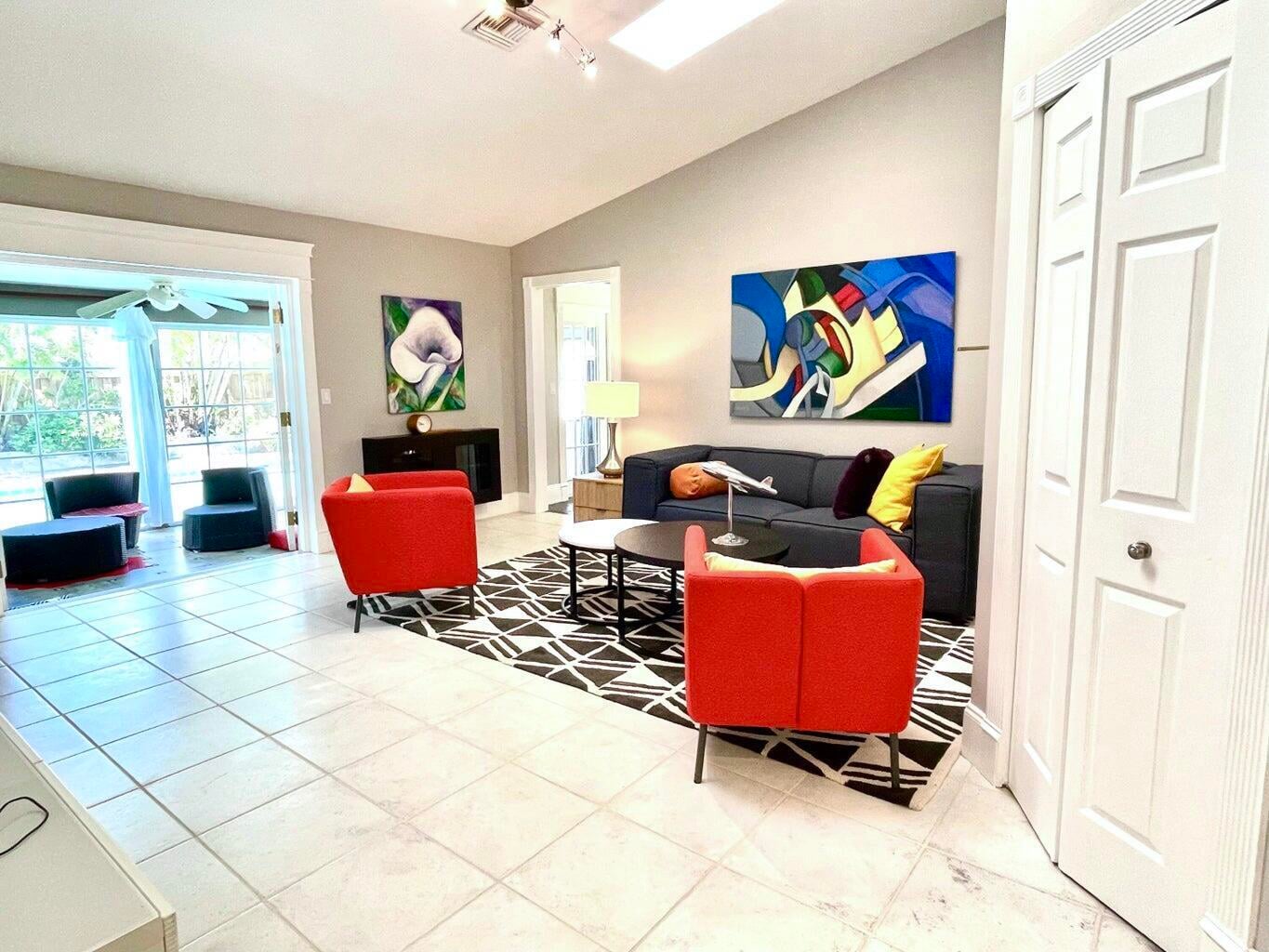  Residence photo 8