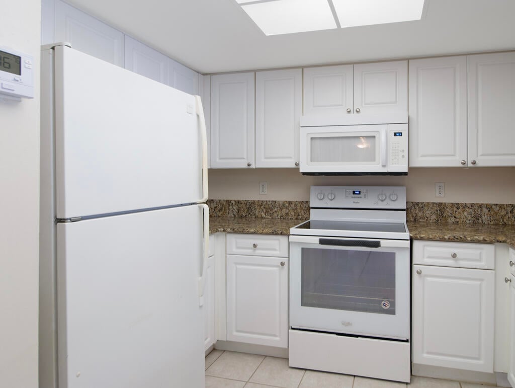 Unit 506 photo 5