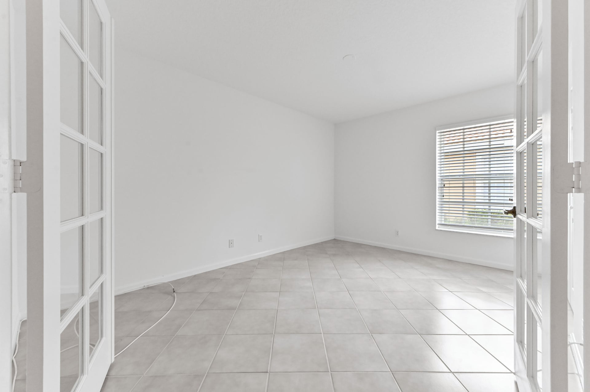  Residence photo 15