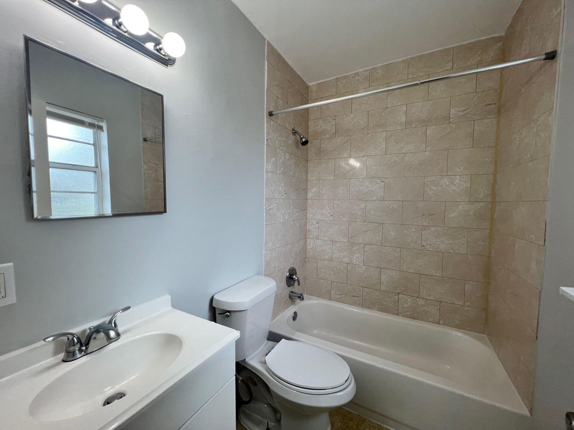  Unit #4 photo 10
