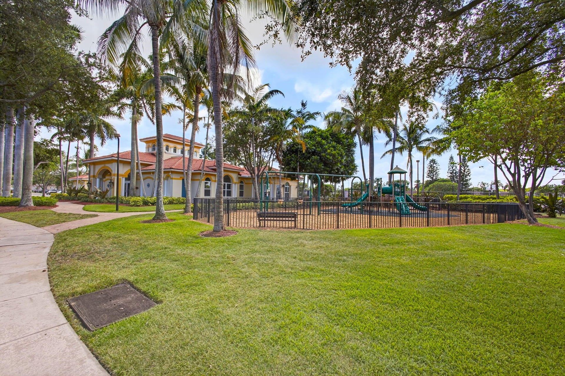 Residence photo 60