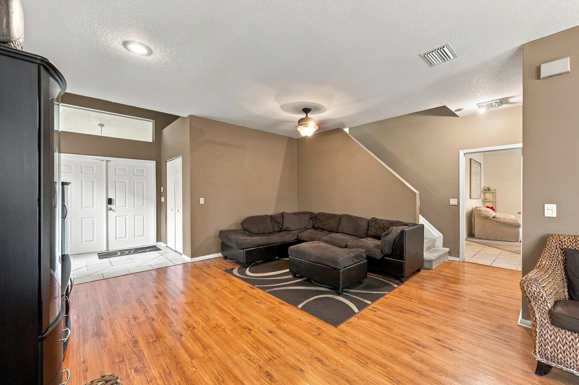 Residence photo 5