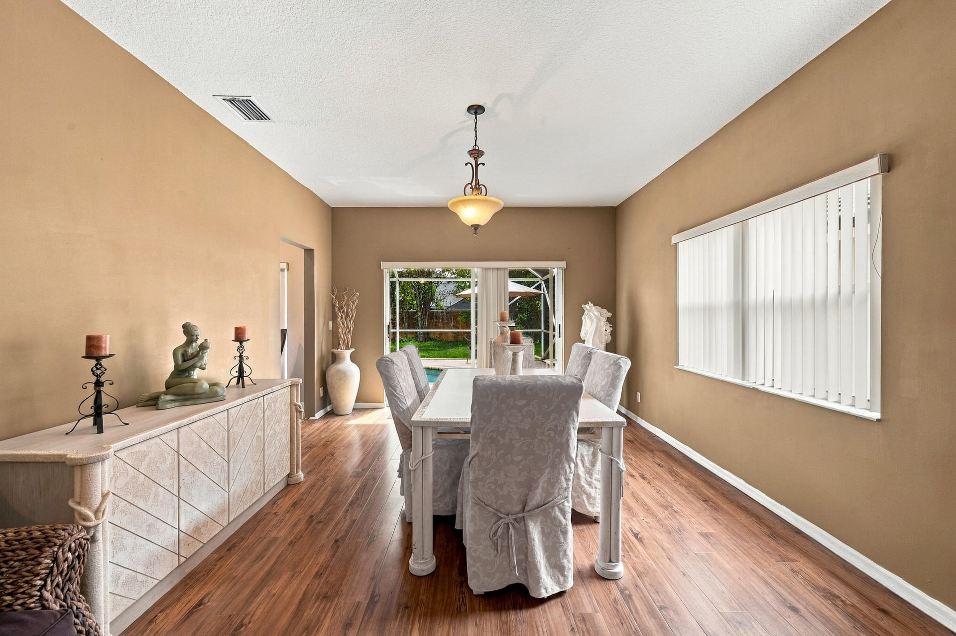Residence photo 6