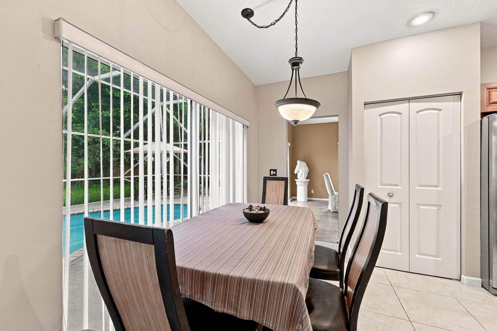 Residence photo 7