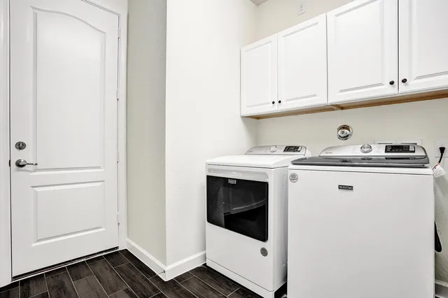 Residence photo 26