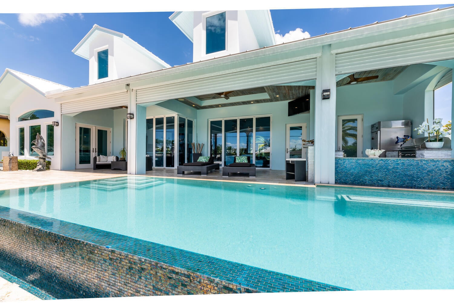SoSo West Palm Beach Residence photo 4