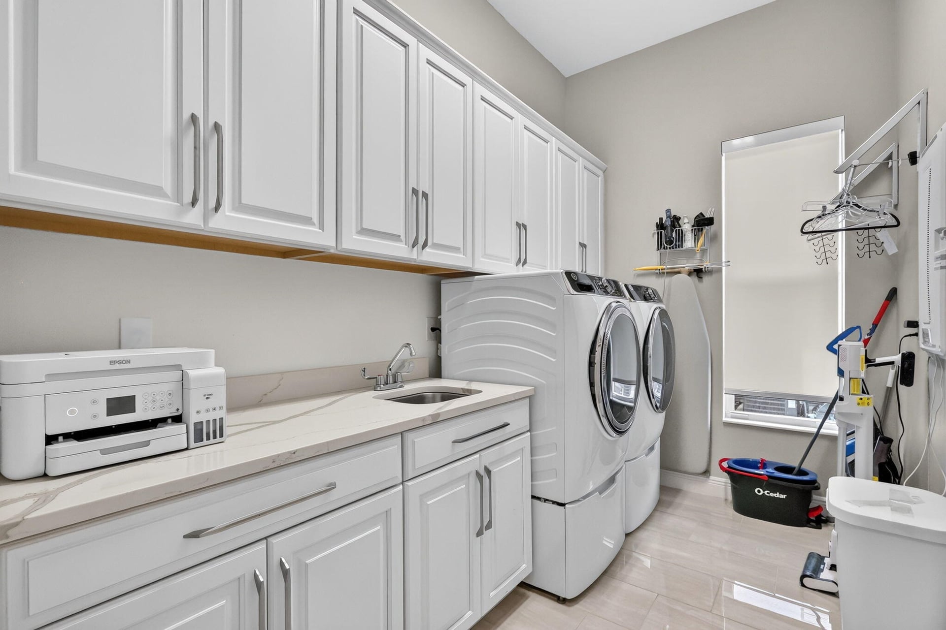 Residence photo 91