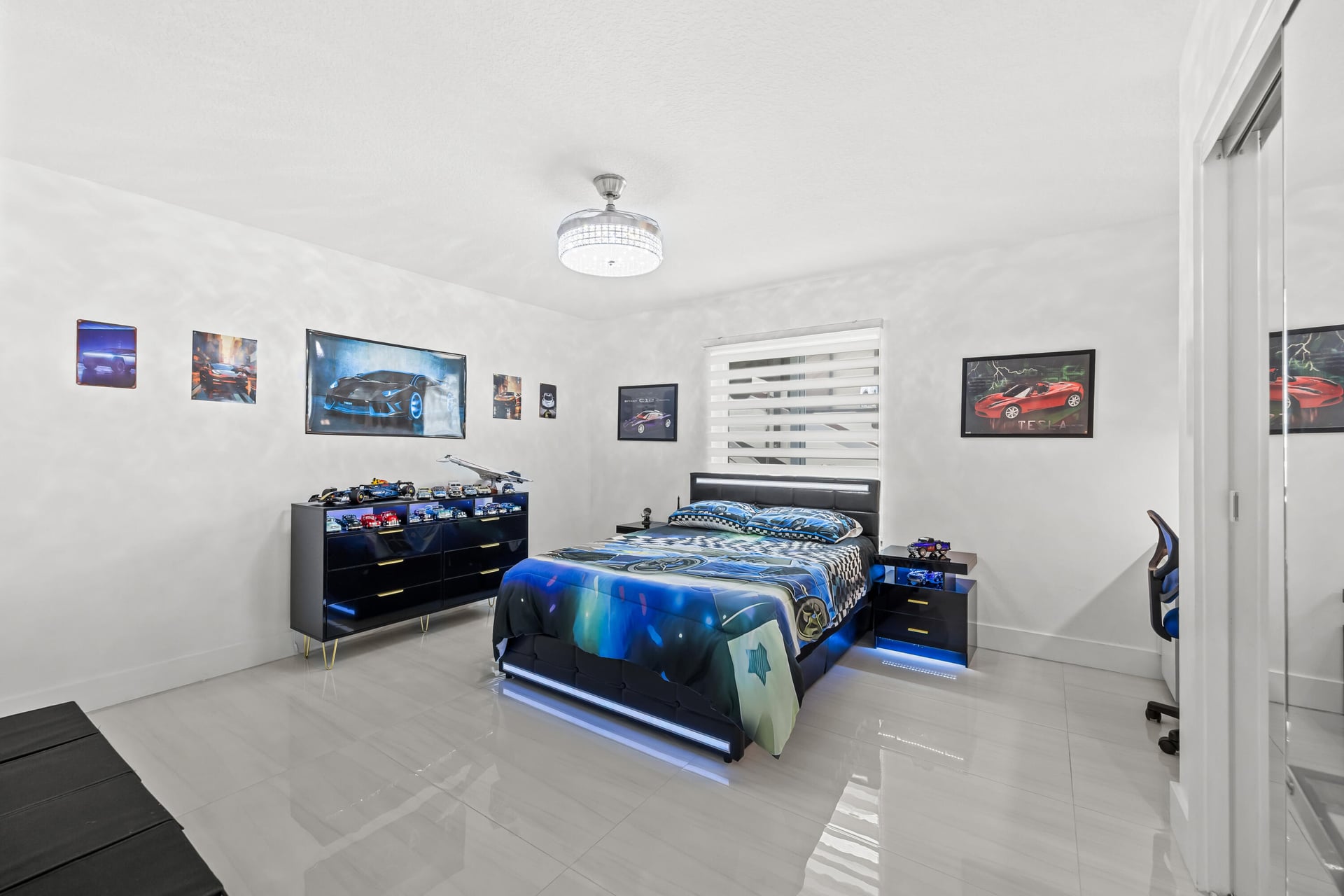 Residence photo 32