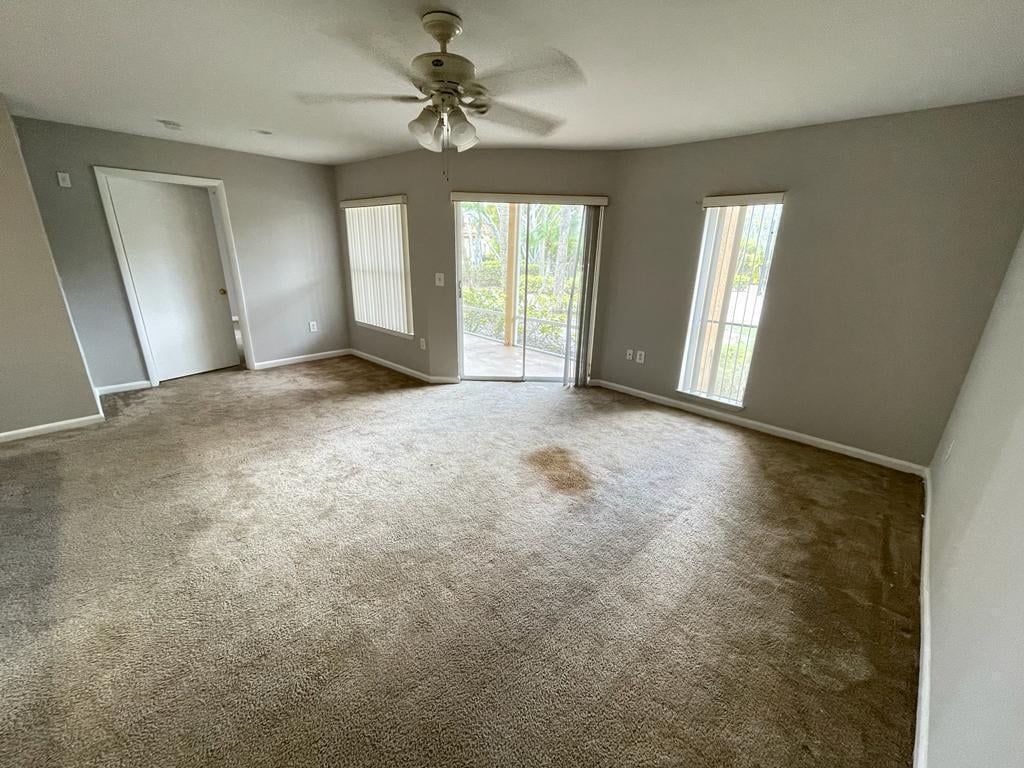 Unit 104 photo 10