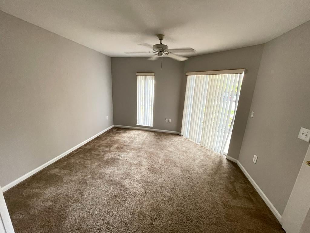 Unit 104 photo 11
