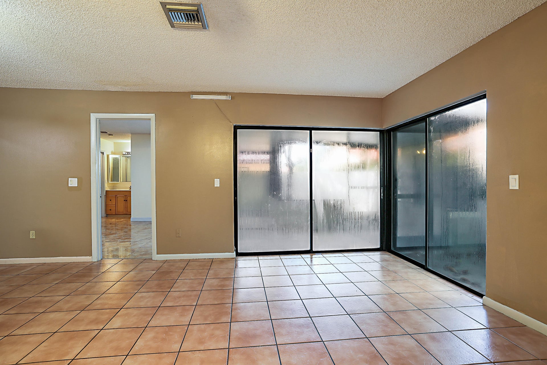  Residence photo 14