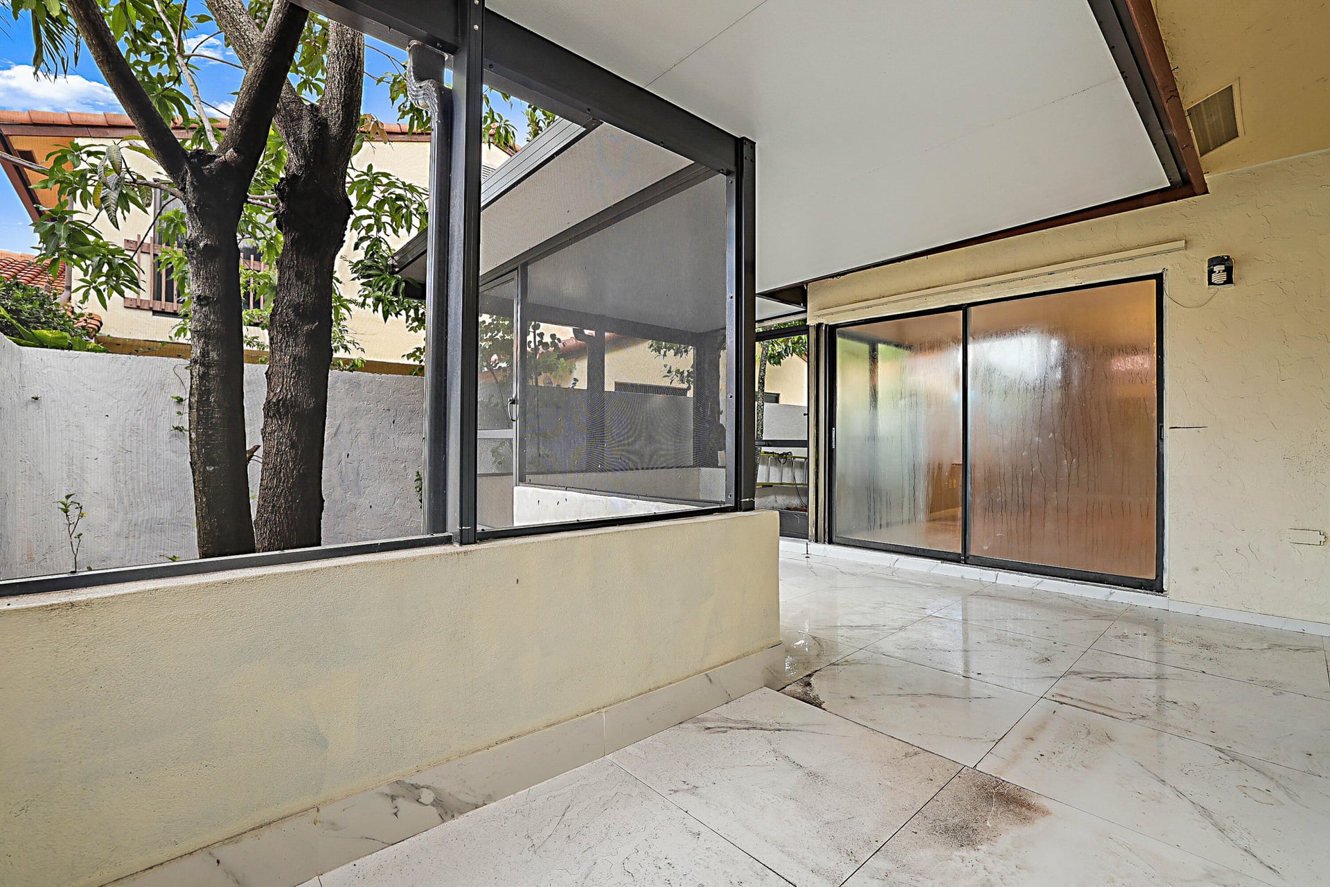  Residence photo 26