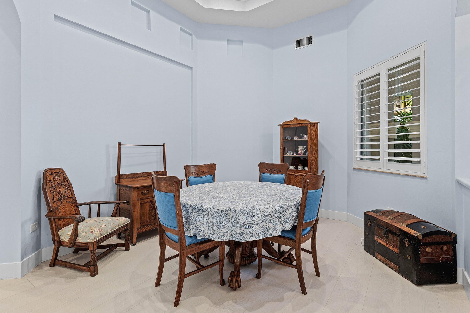  Residence photo 8