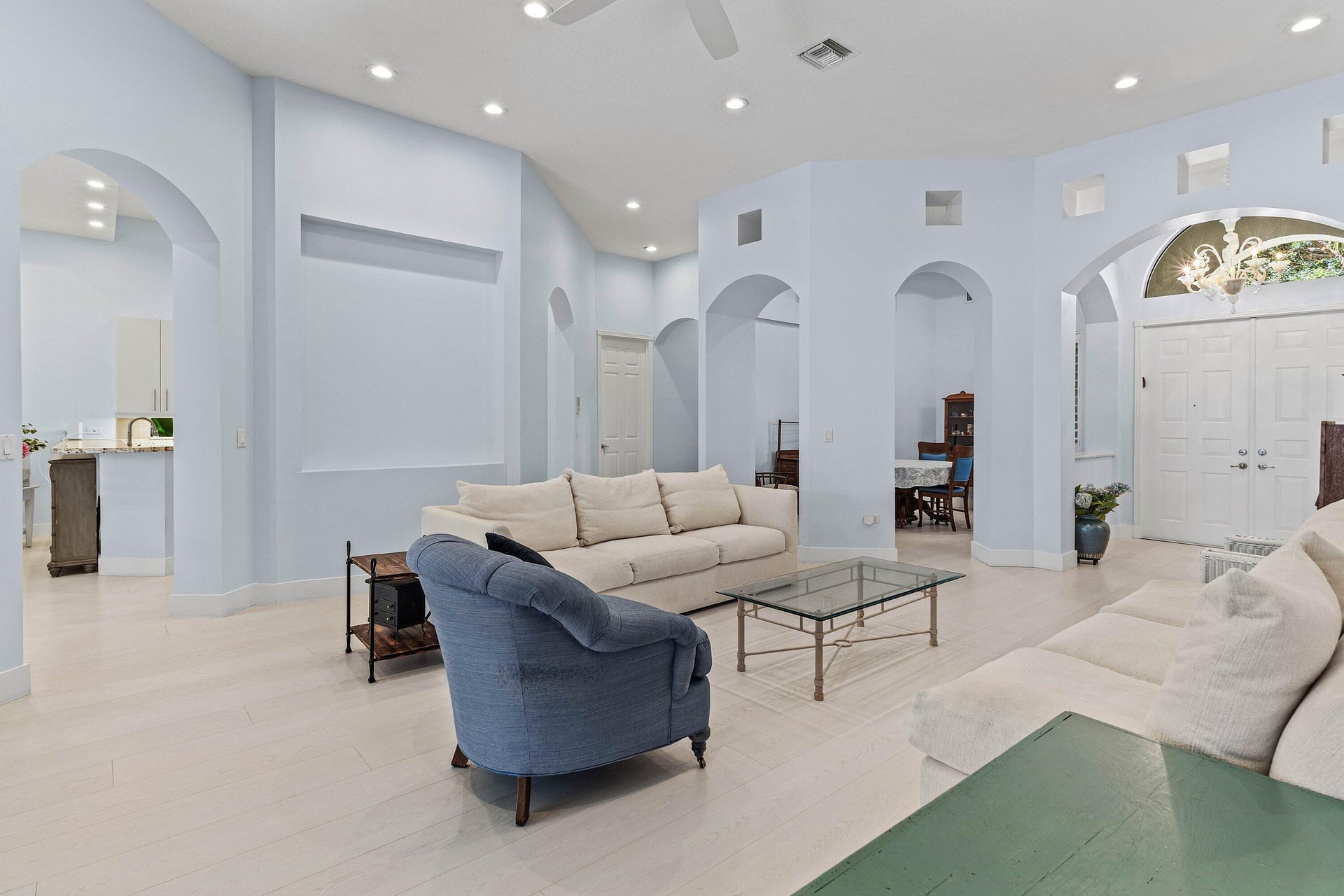  Residence photo 9