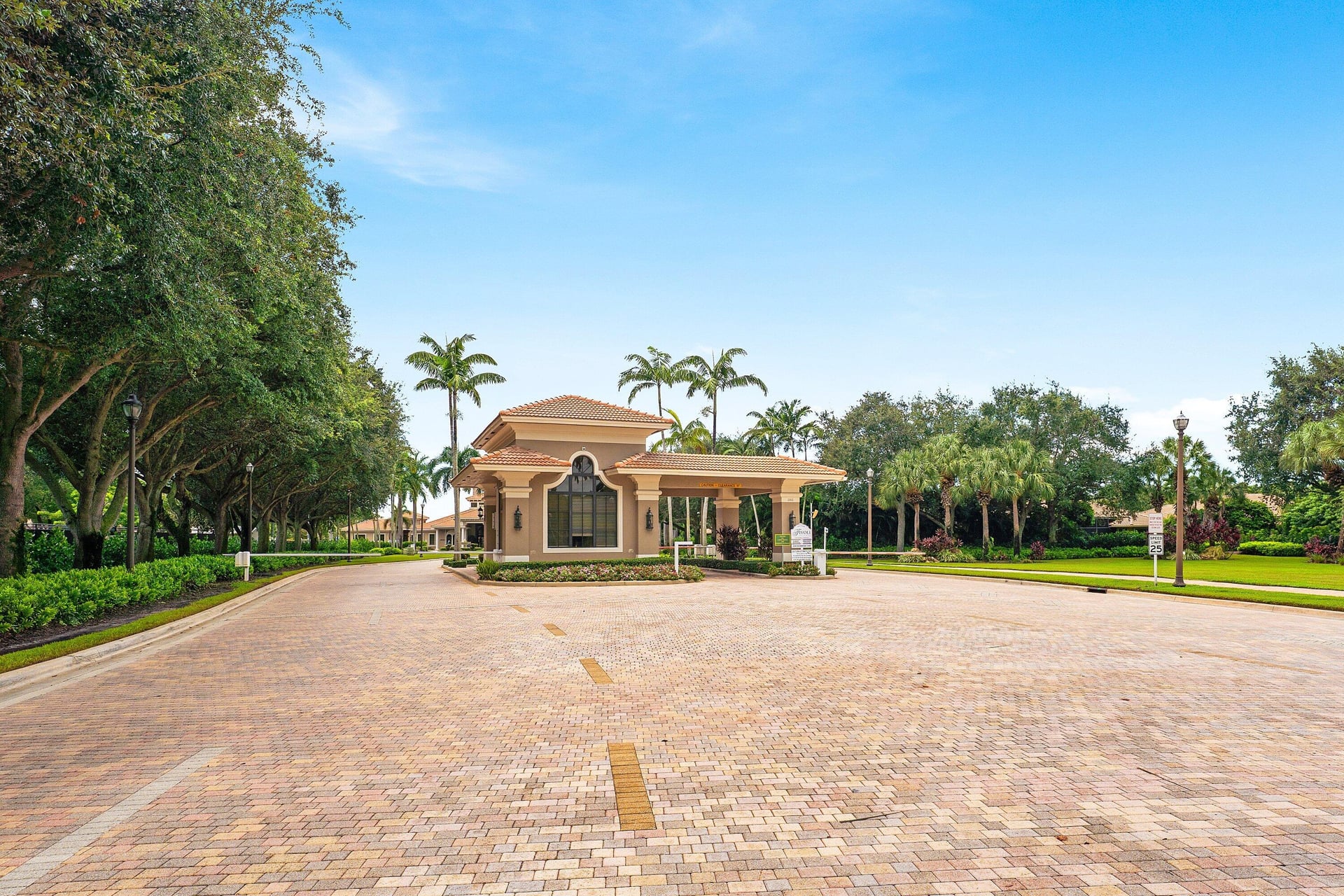  Residence photo 50