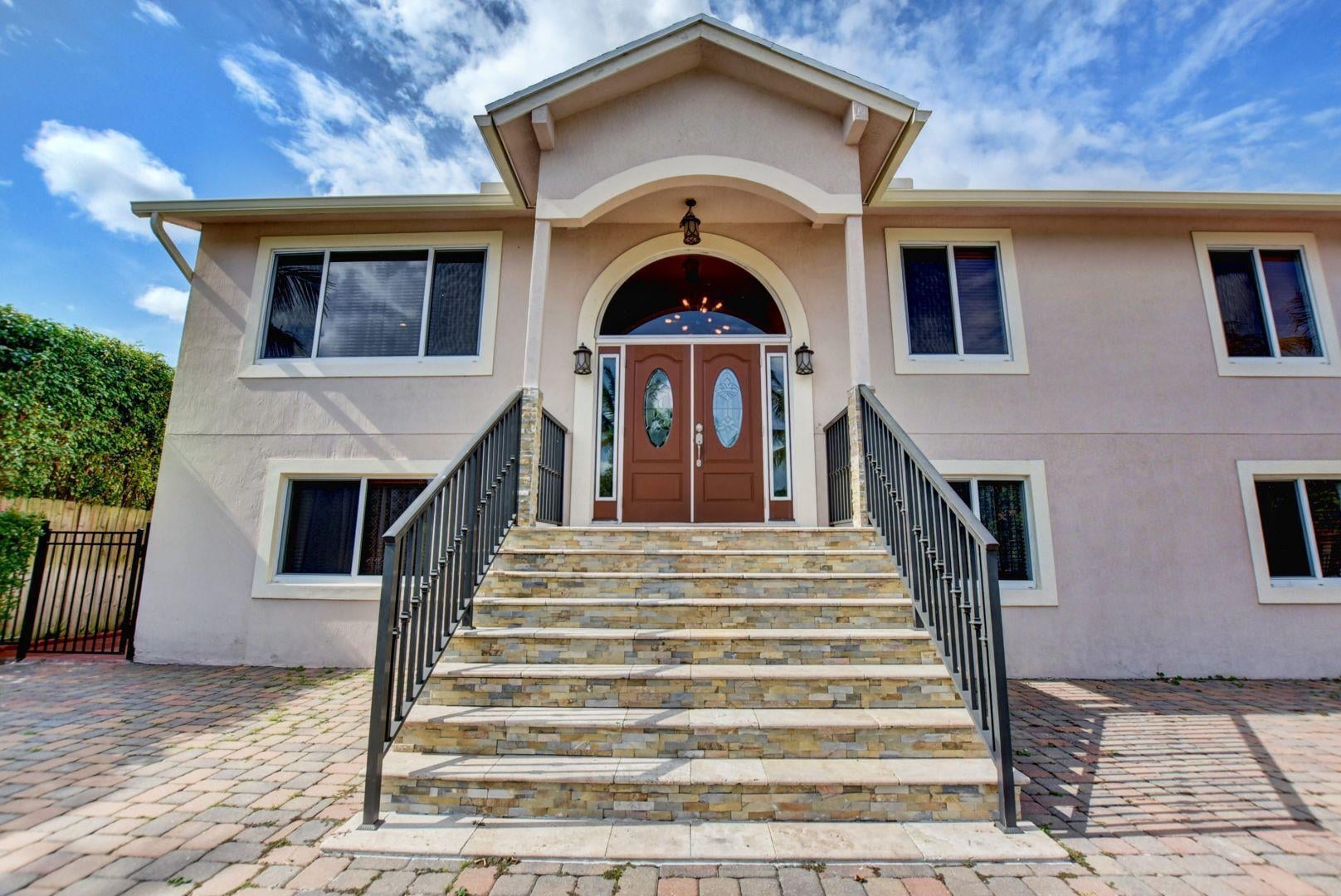  Residence photo 4