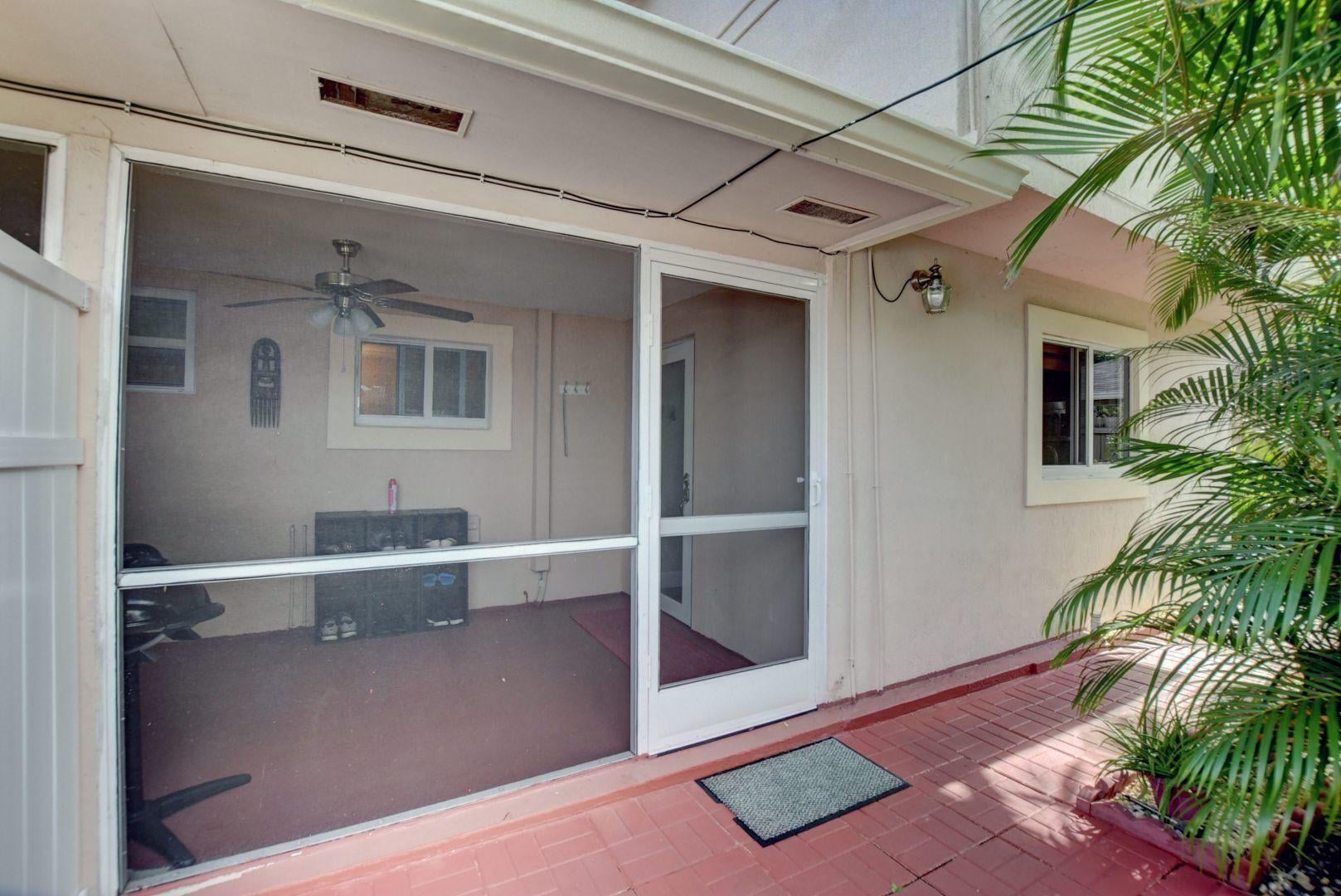  Residence photo 7