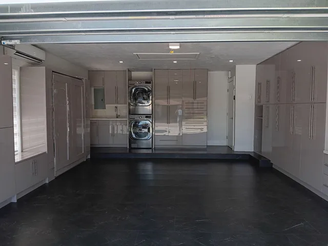 Residence photo 110