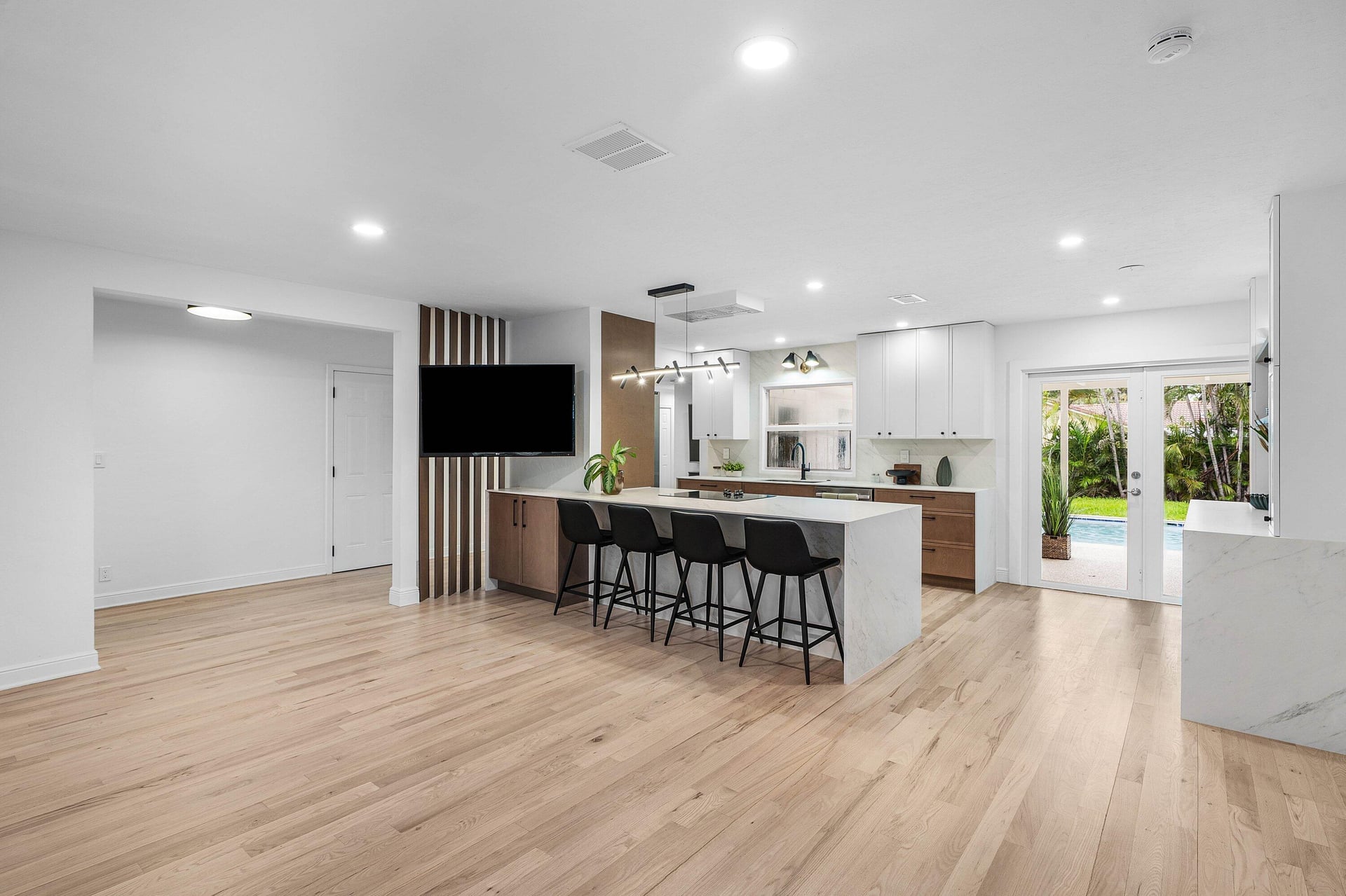  Residence photo 8