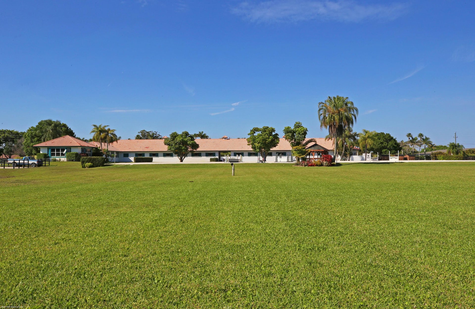  Residence photo 13