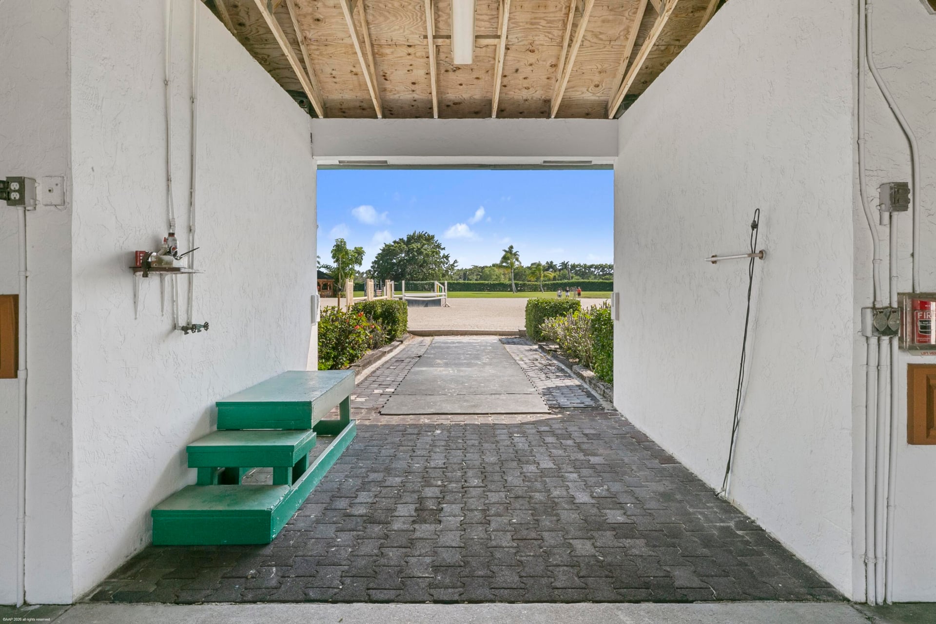  Residence photo 18