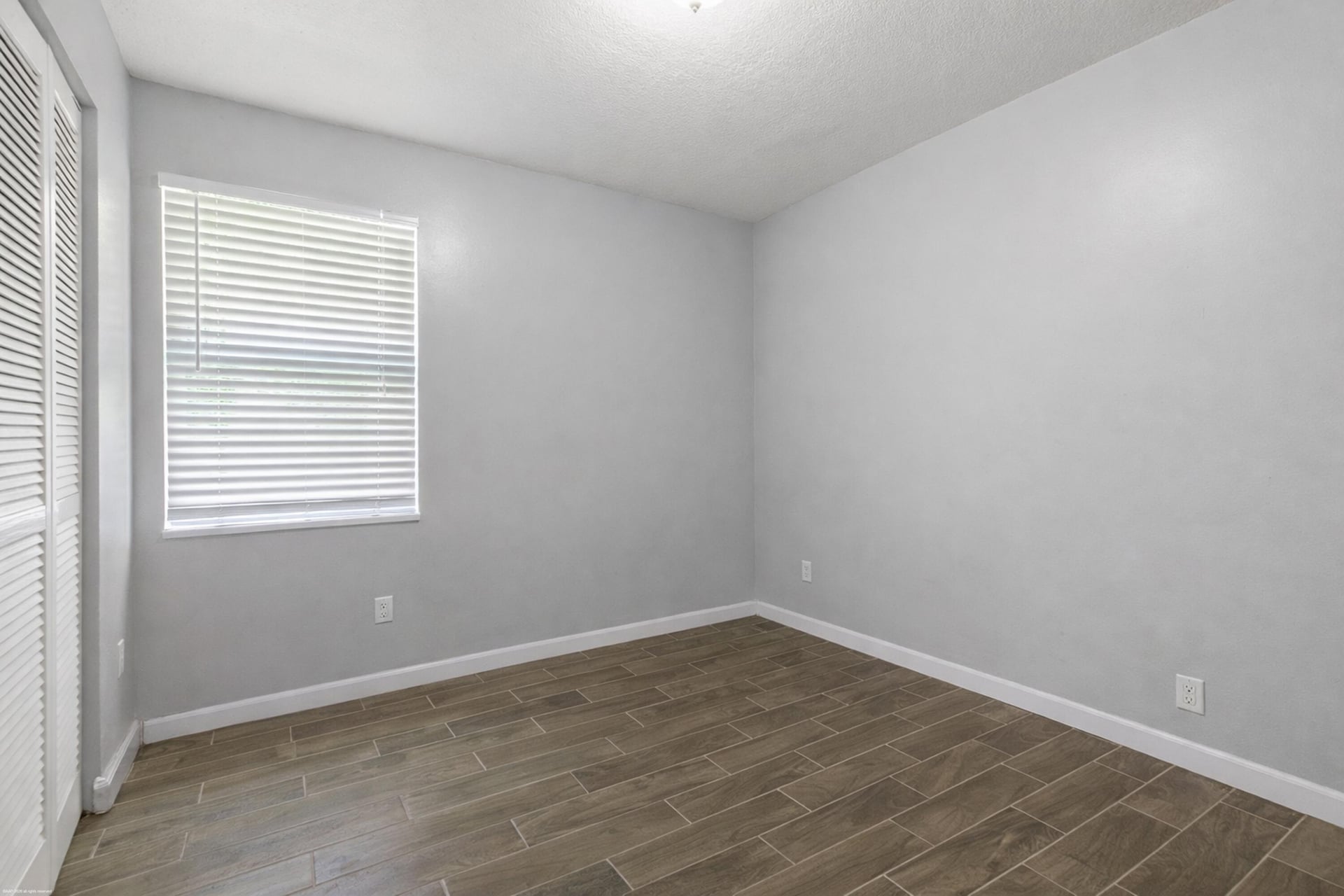  Residence photo 36