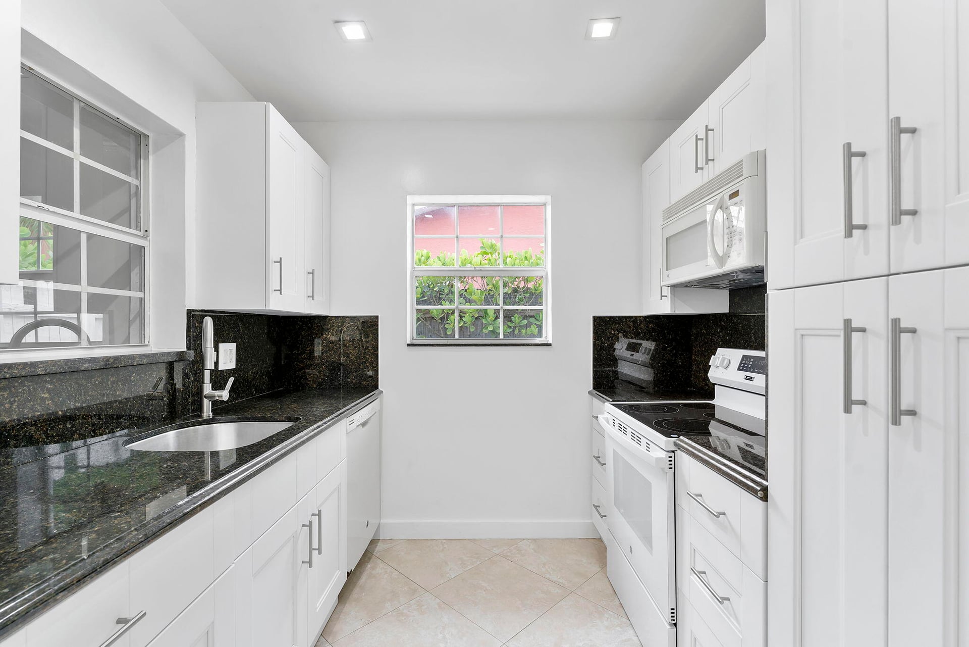 SoSo West Palm Beach Residence photo 12