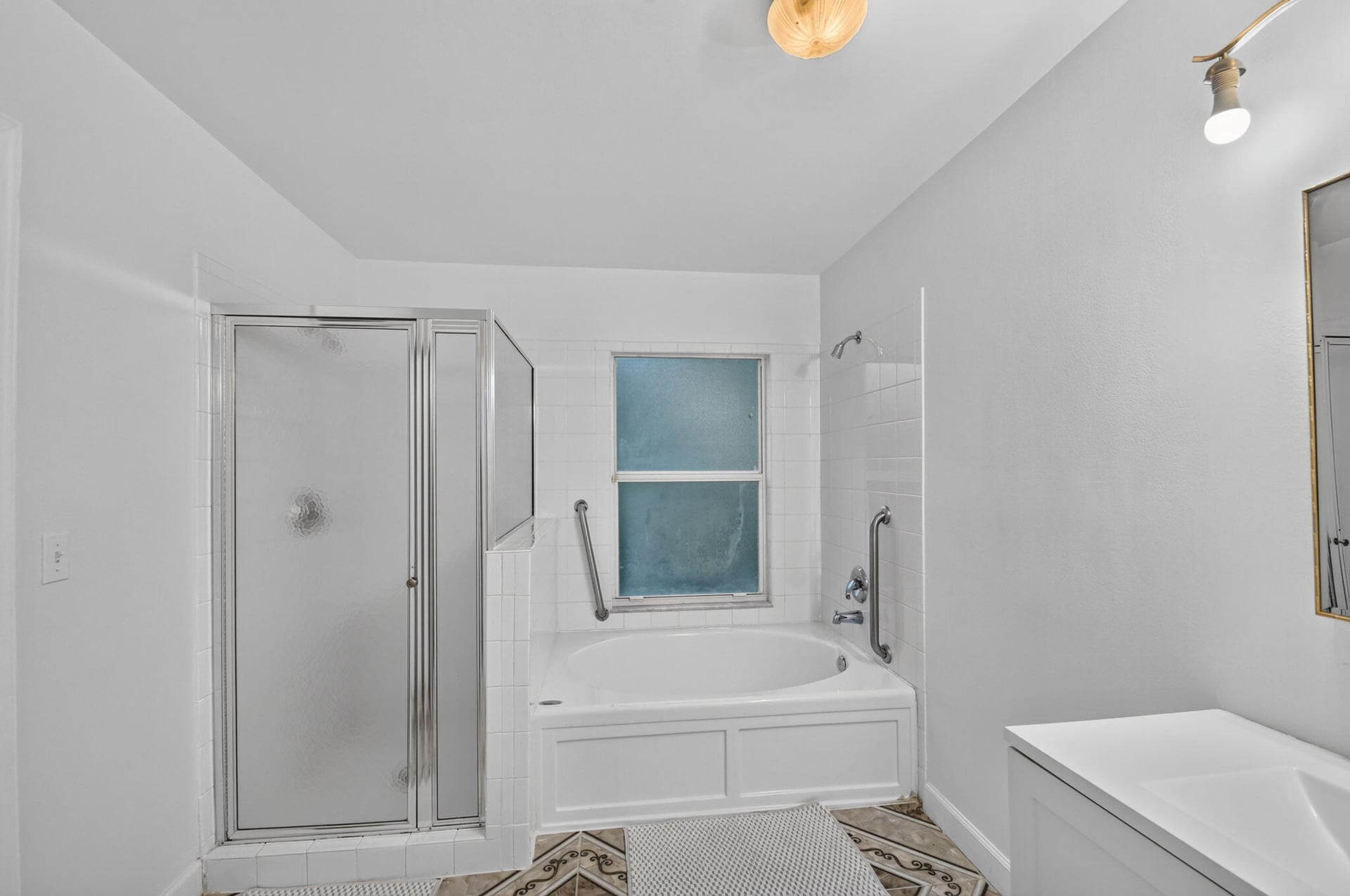 Unit 5349 photo 29