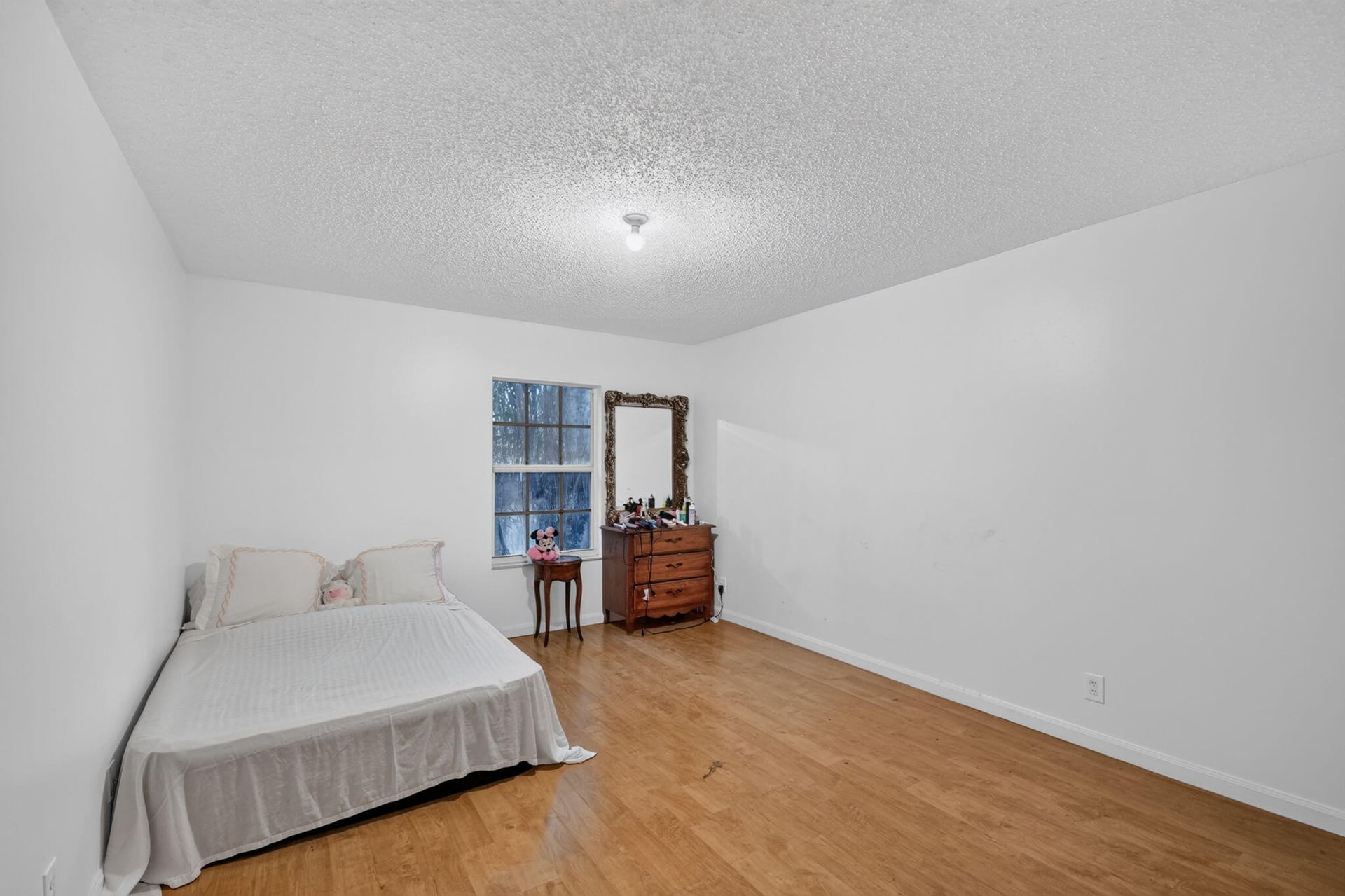 Unit 5349 photo 30