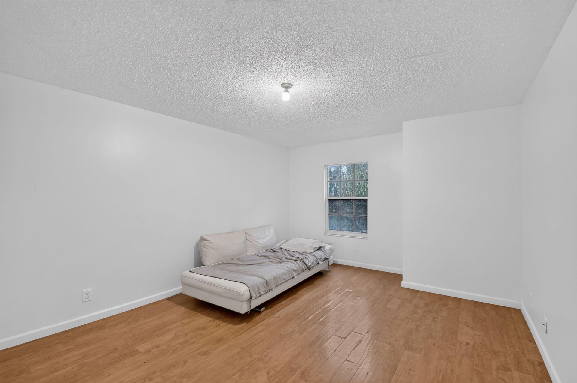 Unit 5349 photo 33