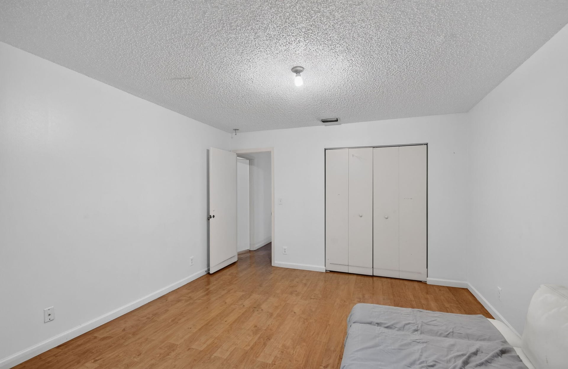 Unit 5349 photo 34