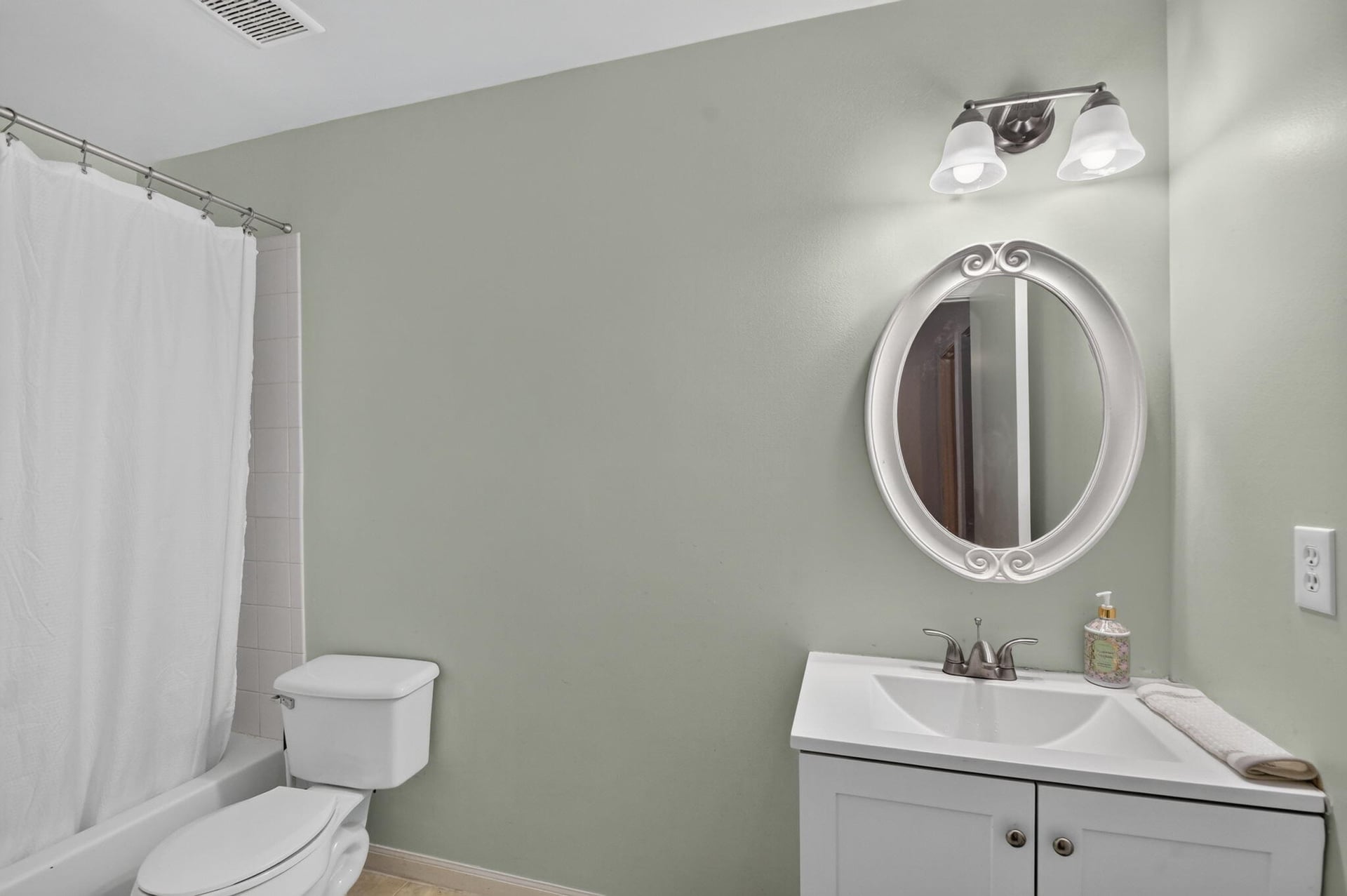 Unit 5349 photo 36