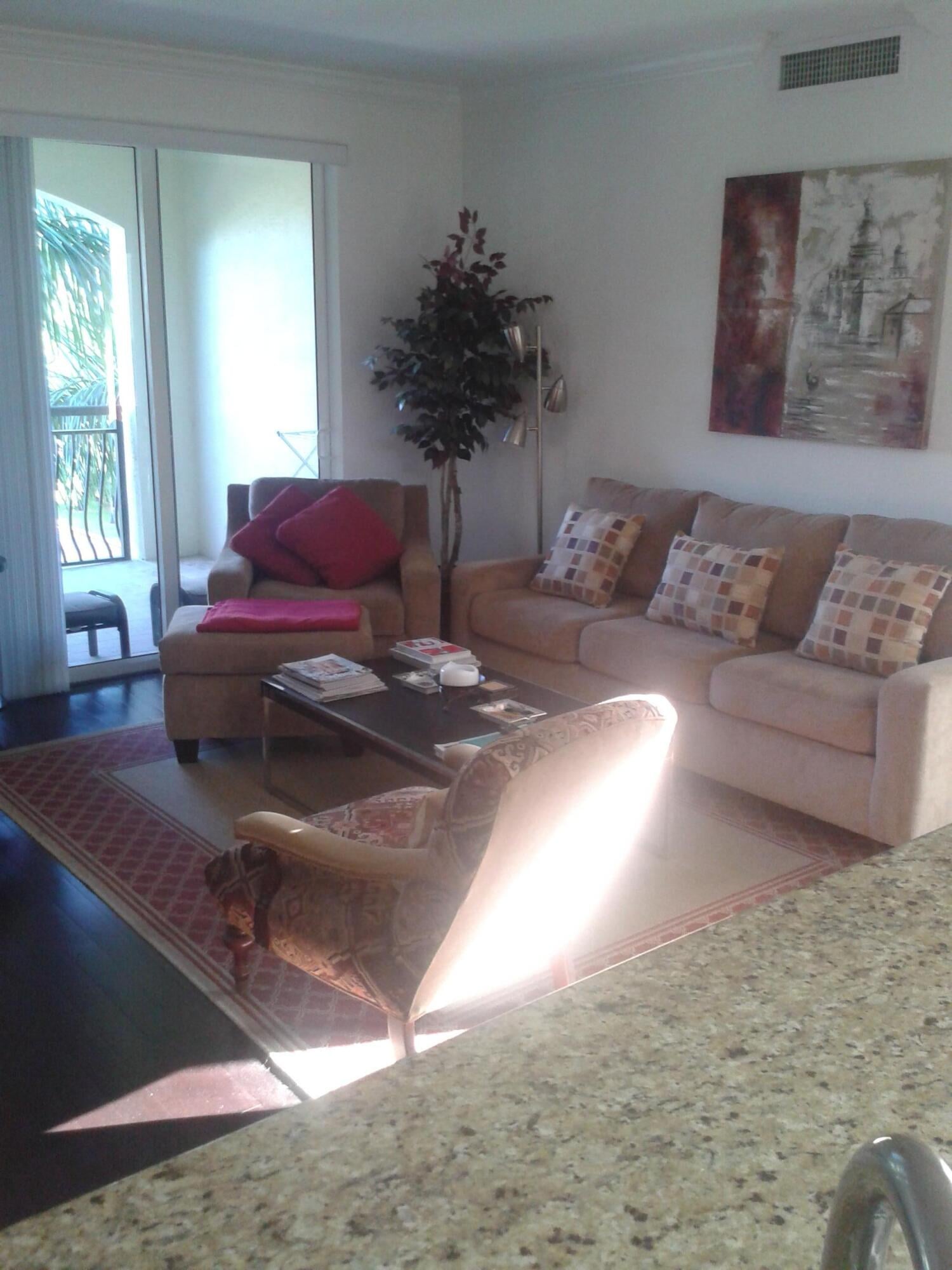 Residence photo 24