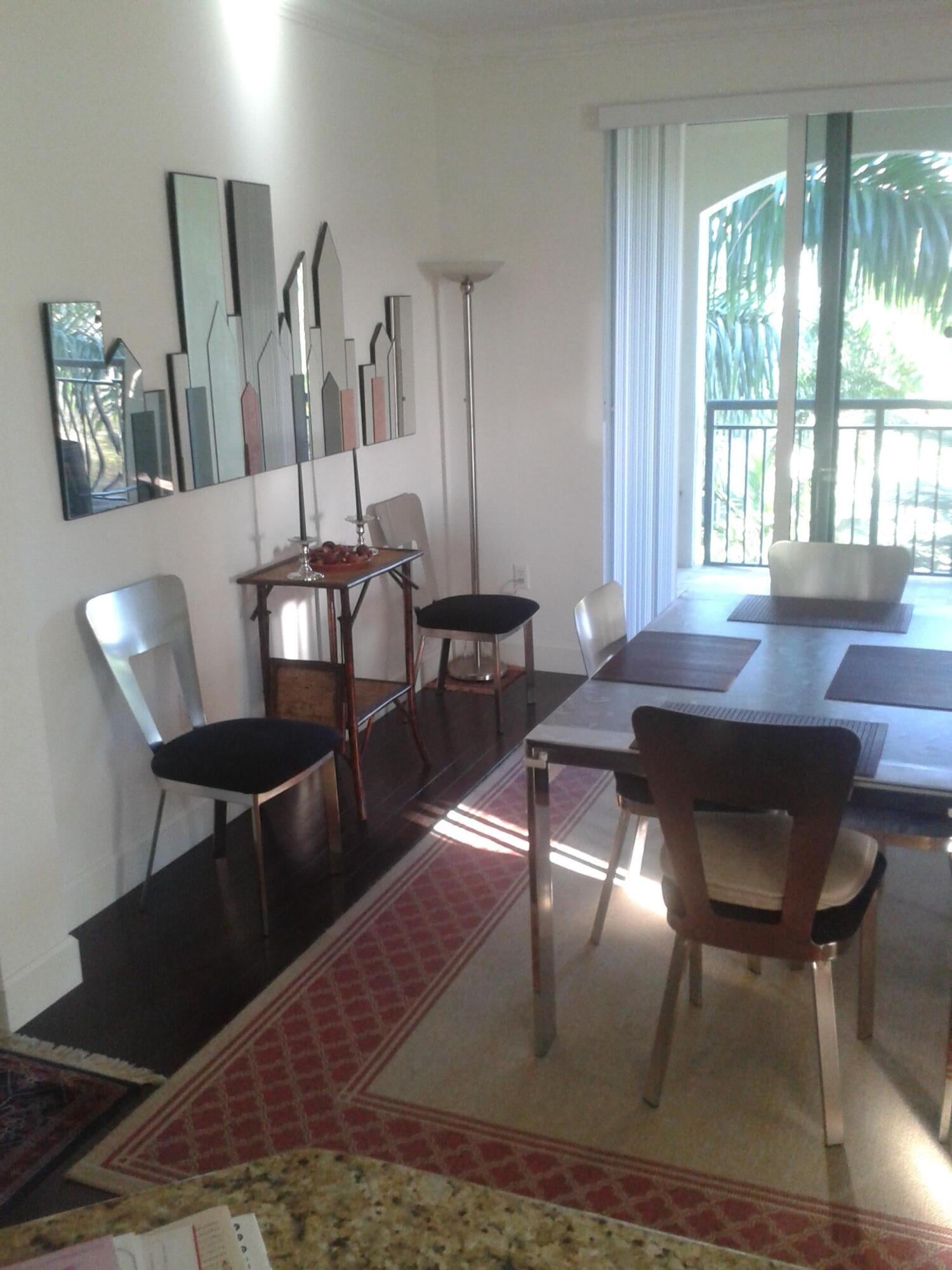 Residence photo 26