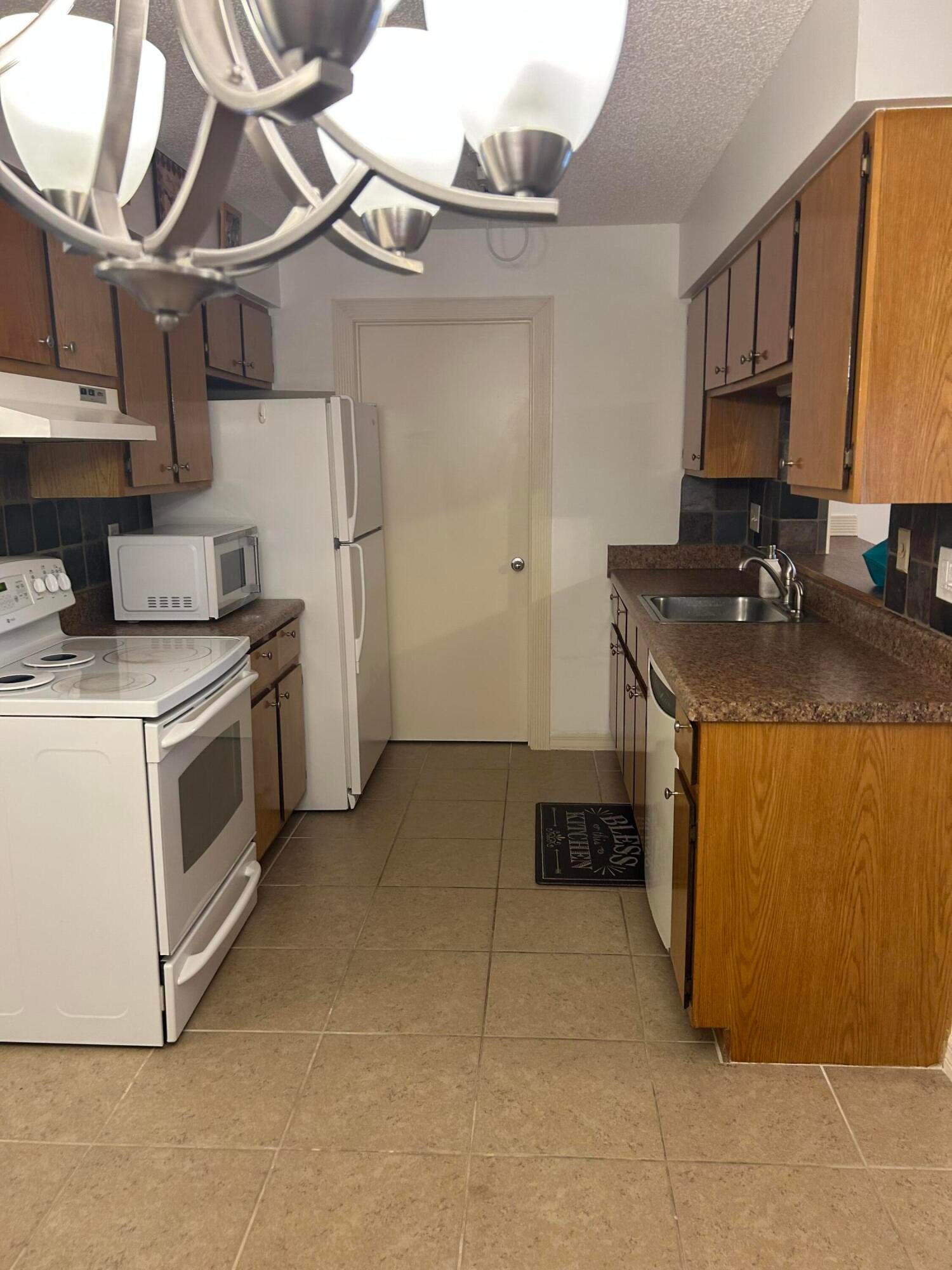  Residence photo 14