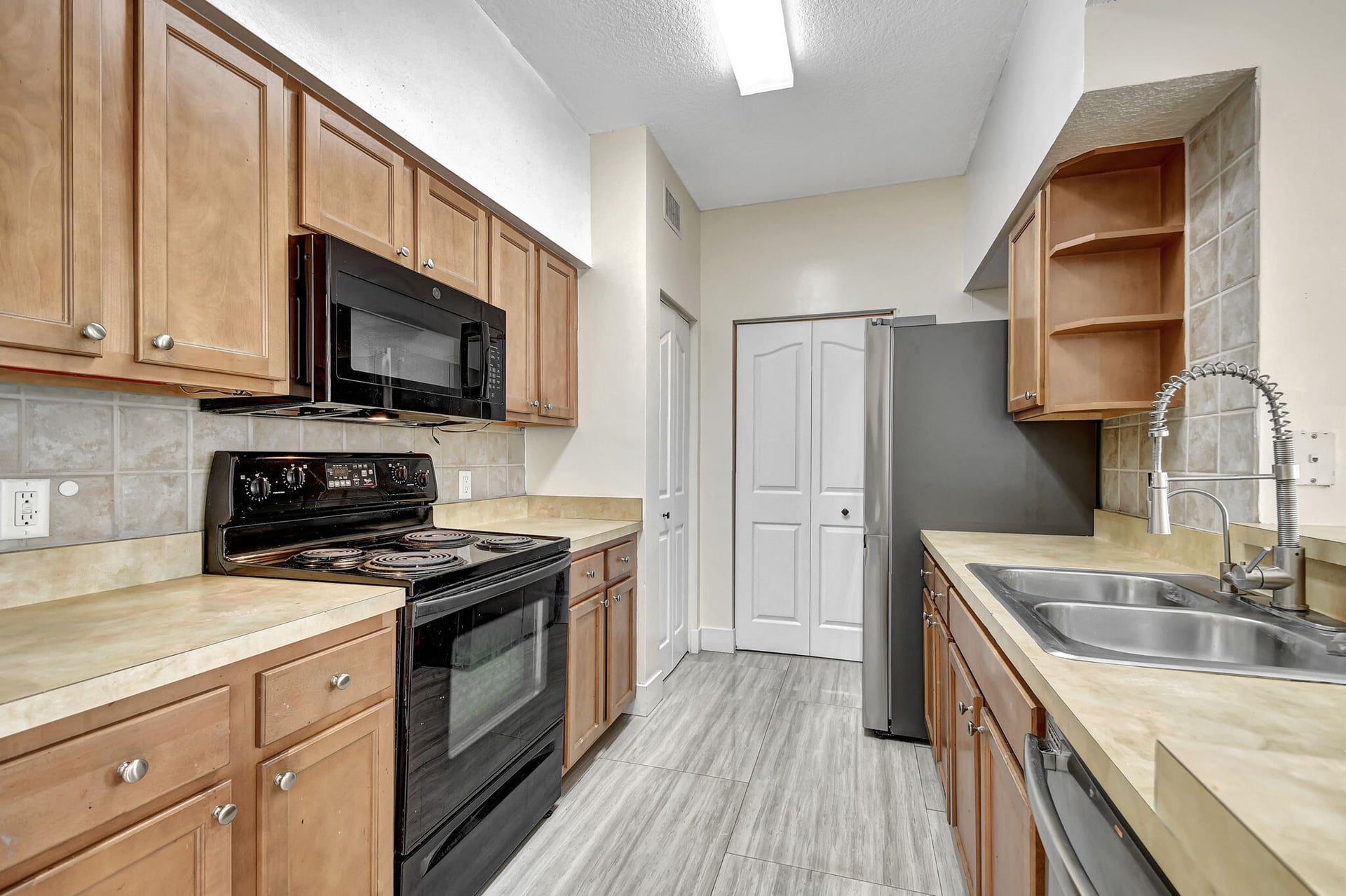 Unit 5302 photo 18